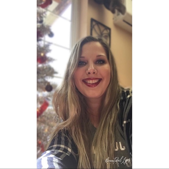 Meet your Posher, Allora - Picture 3 of 6